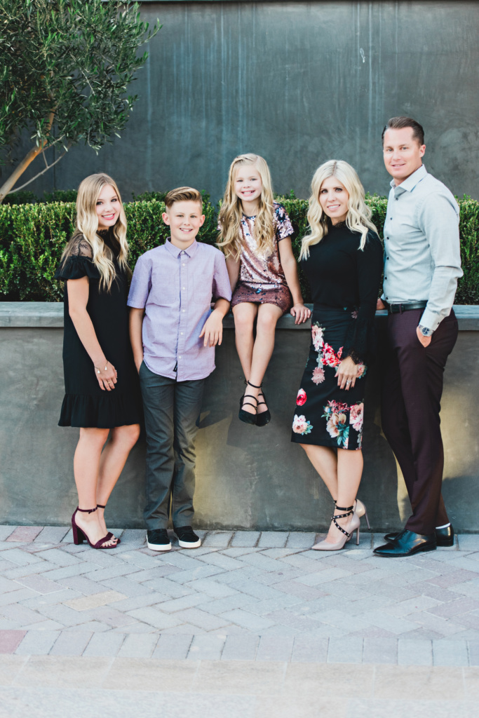 The BEST Las Vegas Photo Session Locations jennie Slade Photography family session pictures